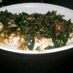 A picture of Dahi vada.