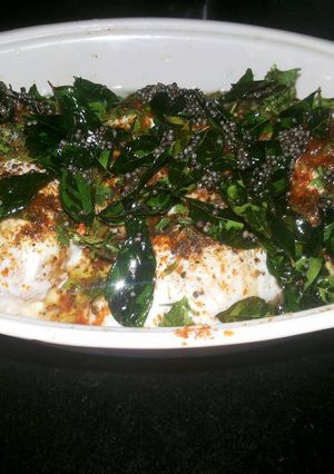 A picture of Dahi vada.
