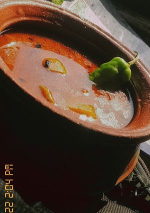 A picture of Lauki chicken ka salan.