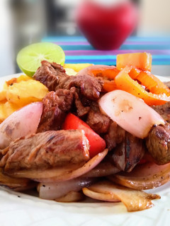 Una foto de Lomo saltado clásico 👍🇵🇪