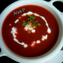 A picture of Creamy Mix vegetable soup.