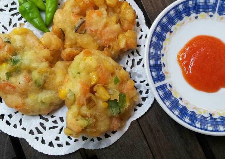  Resep  Bakwan  jagung  perkedel jagung  oleh naima husna 