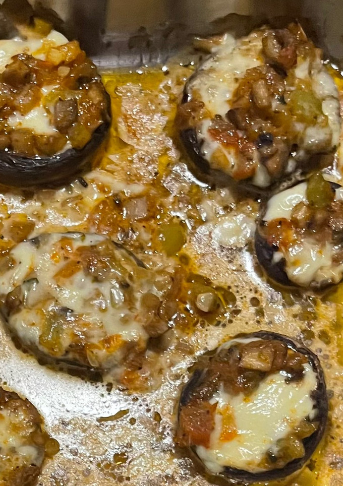 Una foto de Portobellos rellenos