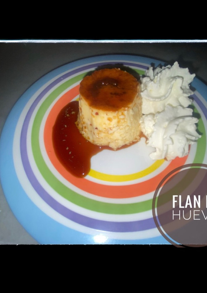 Una foto de Flan de huevo en Mambo🍮