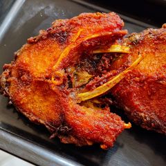 A picture of Fish fry.