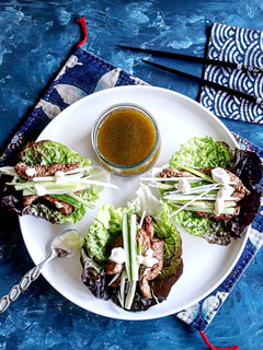 Una foto de Tacos de cogollos y Pavo agridulce