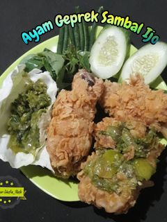 Foto resep Ayam Geprek Sambal Ijo