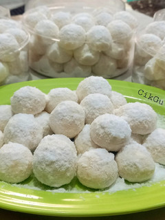 Foto resep *PUTRI SALJU KEJU*