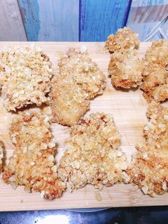 Hình của món Thịt heo chiên cốm xù.