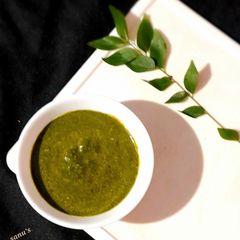 A picture of Curry Leaves Chutney.