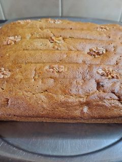 Una foto de Torta matera de bananas con nueces y sin azúcar