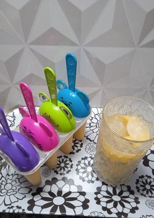 Una foto de 2 por 1.Heladitos y licuado ideal para los 30 grados🥵