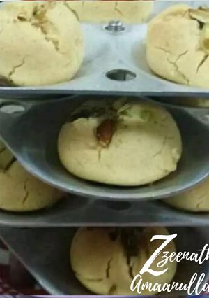 A picture of Pressure Cooker Besan Naan Khatai.