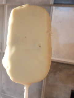 Una foto de Magnum de chocolate blanco y galletitas oreo 💣