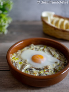 Una foto de Huevos al plato con setas