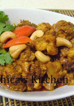 A picture of Cauliflower in Cashew Nut Gravy.