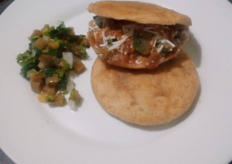 Gorditas de chicharrón prensado