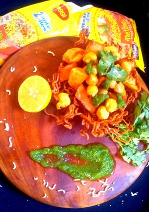 मैगी टोकरी चाट (Maggi tokri chaat recipe in hindi) रेसिपी मुख्य फोटो