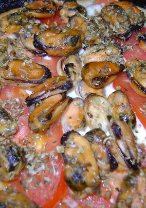 Una foto de Pizza de mejillones