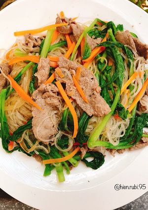Hình của món Miến xào bò.