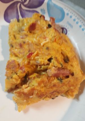 A picture of Ham and Eggs with Capers.