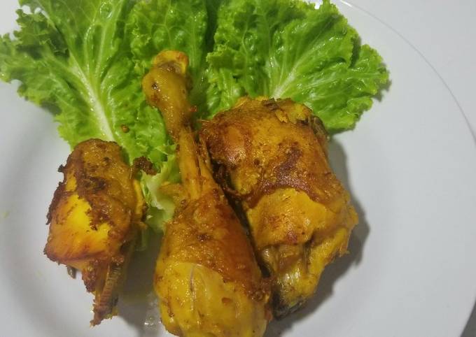 Ayam Kampung Goreng bumbu kuning