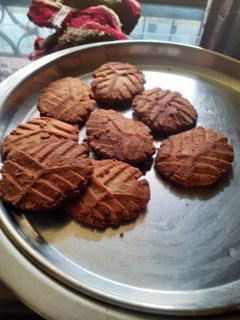 आटे की ठेकुआ (Aate ki thekua recipe in hindi) रेसिपी मुख्य फोटो