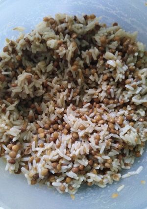 Una foto de Arroz con lentejas