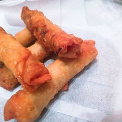 A picture of Chees spring roll.