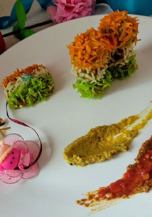 A picture of वेजटेबल बिरयानी फ्लावर्स बॉलस और तिरंगा(बिना कलर के).