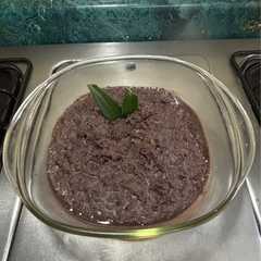 *Epazote cocido con frijoles negros*-レシピのメイン写真