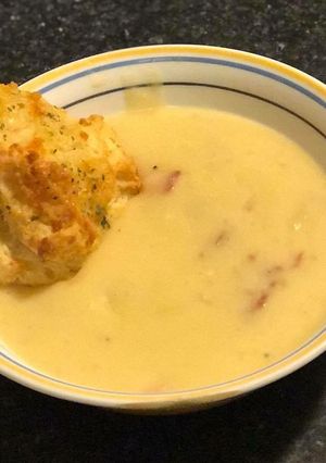 A picture of Baked Potato Soup in the Crockpot.