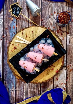 A picture of Rose Rabri Kulfi.