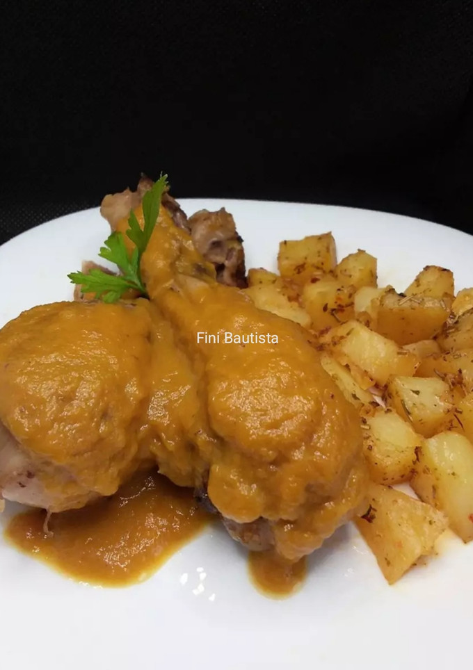 Una foto de Jamoncitos de pollo en salsa de cerveza