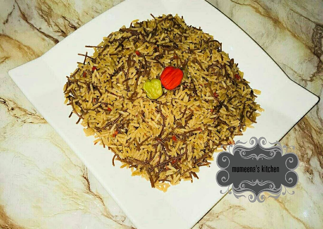 Jallof sharayya(jallof rice wt fried spaghetti)