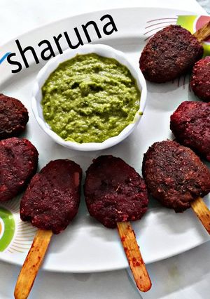A picture of Beetroot Oats Lollipops.