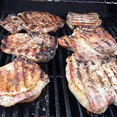 A picture of Lemon pepper grilled pork chops.