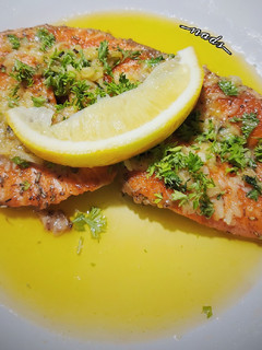Foto resep Pan Seared Salmon with Garlic Lemon Butter Sauce