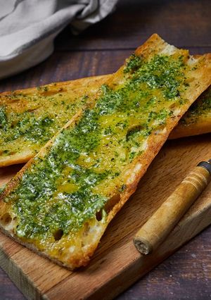 Hình của món Simple Garlic Parsley Butter.