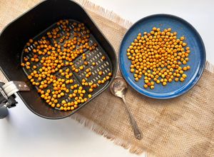 Une photo de Pois chiches grillés et croustillants à l’air fryer