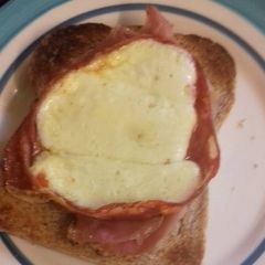 A picture of Strumptious Spicy Sandwich.