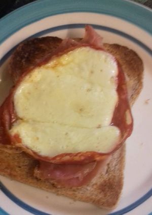 A picture of Strumptious Spicy Sandwich.