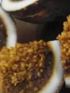 திணிக்கப்பட்ட தேங்காய்- ஸ்டப்டு கோகோநட் (Stuffed coconut recipe in tamil) செய்முறை முக்கிய புகைப்படம்