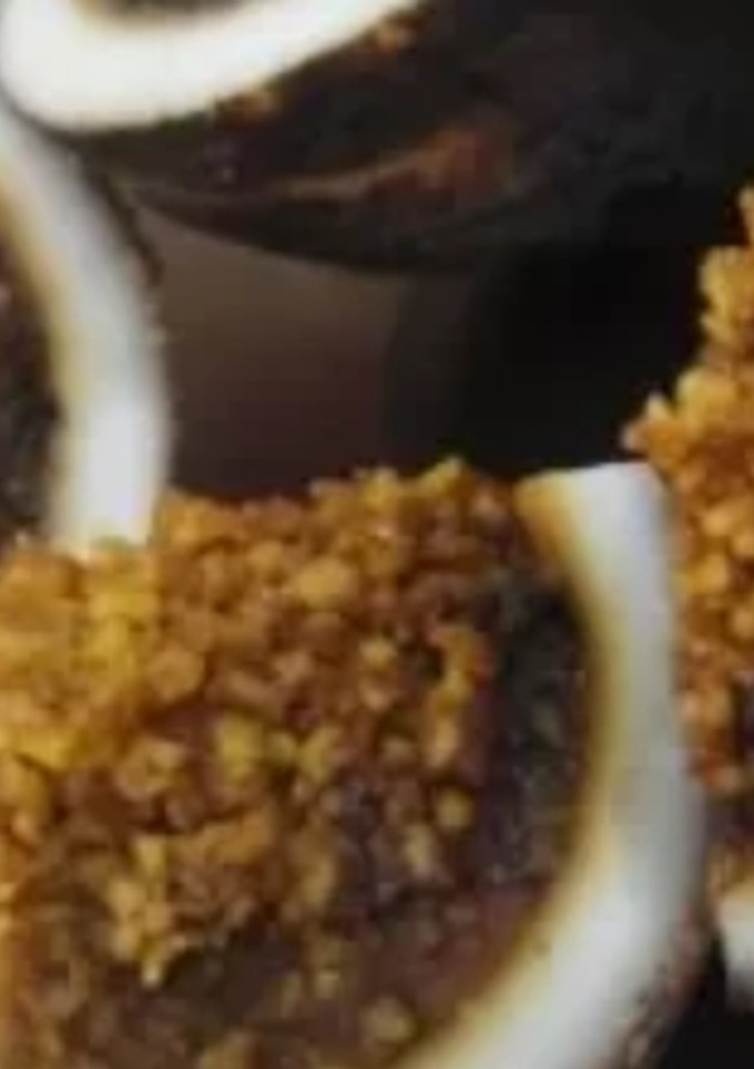 திணிக்கப்பட்ட தேங்காய்- ஸ்டப்டு கோகோநட் (Stuffed coconut recipe in tamil) செய்முறை முக்கிய புகைப்படம்