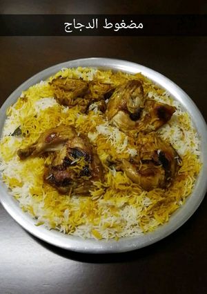 صورة لوصفة مضغوط الدجاج والأرز بقدر الضغط