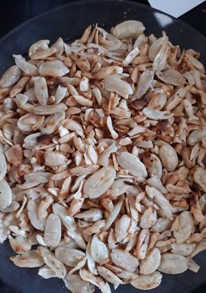 Foto resep Kacang kenari panggang wajan simple