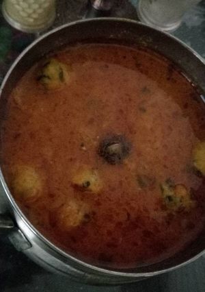 A picture of Steamed methi kofte.