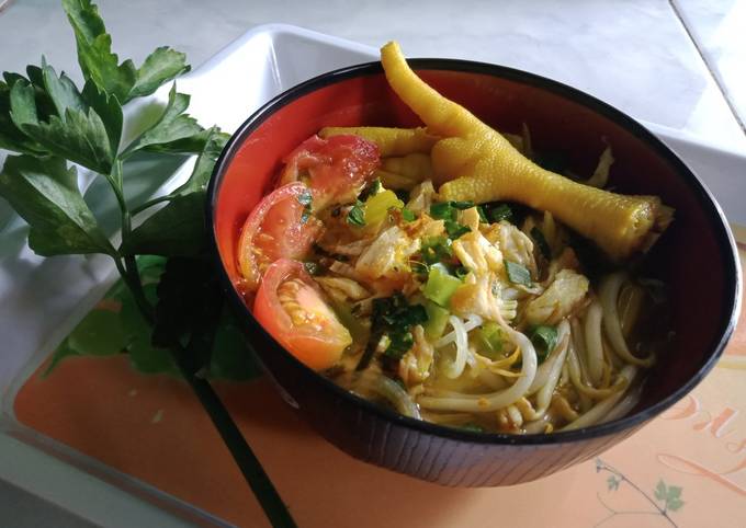 Soto ayam lamongan