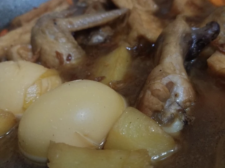 Cara Mudah Membuat Resep Semur Ayam Kentang Tahu Telur yang Enak Banget Anti Ribet, Lezat Sekali