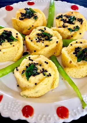 A picture of Khaman Dhokla floretsEnjoy this beautiful shaped dhokla in evening with tea or coffee.